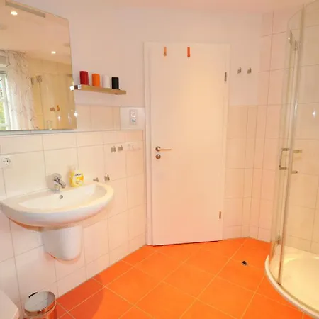 Holiday home Doppelhaushaelfte Huus Twee *