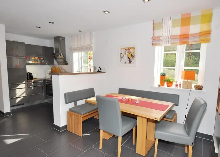 Vakantiehuis Doppelhaushaelfte Huus Twee Böhl